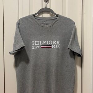 Tommy Hilfiger Gray Short Sleeve Tee